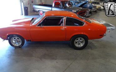 Chevrolet-Vega-1973-Orange-Black-81669-7