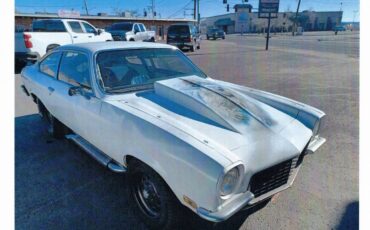 Chevrolet-Vega-1974-white-4023-2