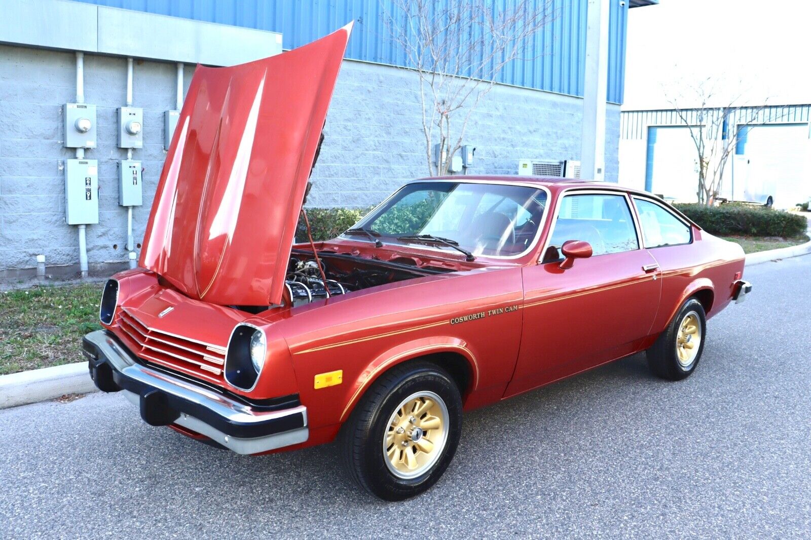 Chevrolet-Vega-Coupe-1976-Red-Black-4995-32