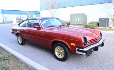 Chevrolet-Vega-Coupe-1976-Red-Black-4995-4