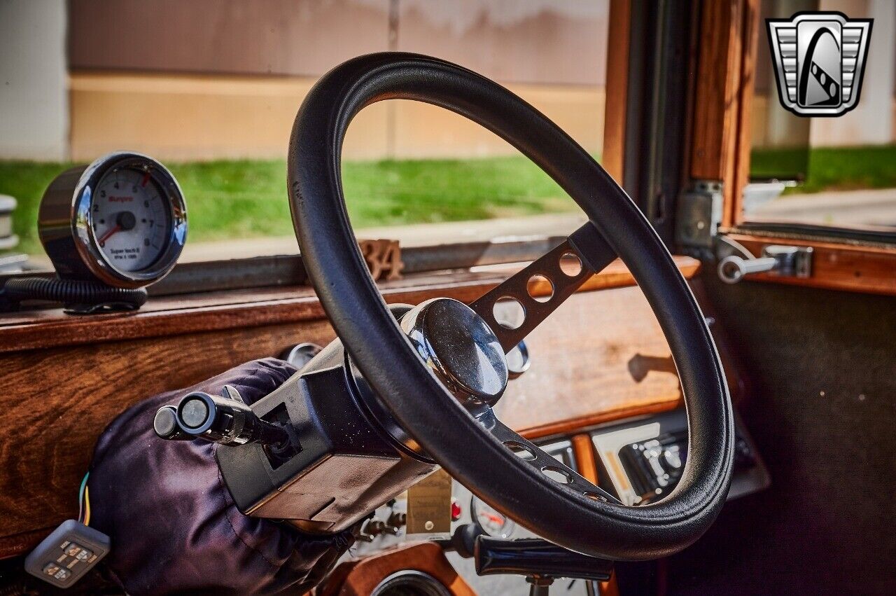 Chevrolet-Woody-1934-Wood-Wood-0-10