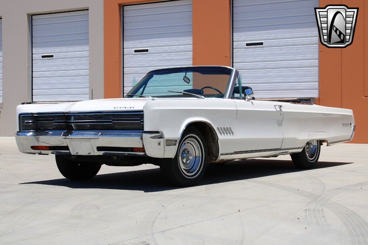 Chrysler-300-Series-Cabriolet-1968-White-White-149944-2