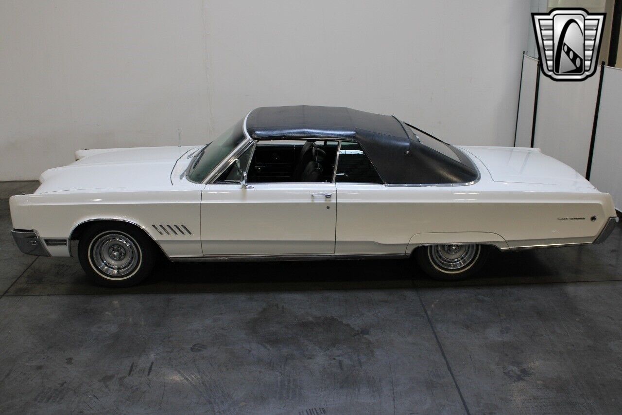 Chrysler-300-Series-Cabriolet-1968-White-White-149944-8