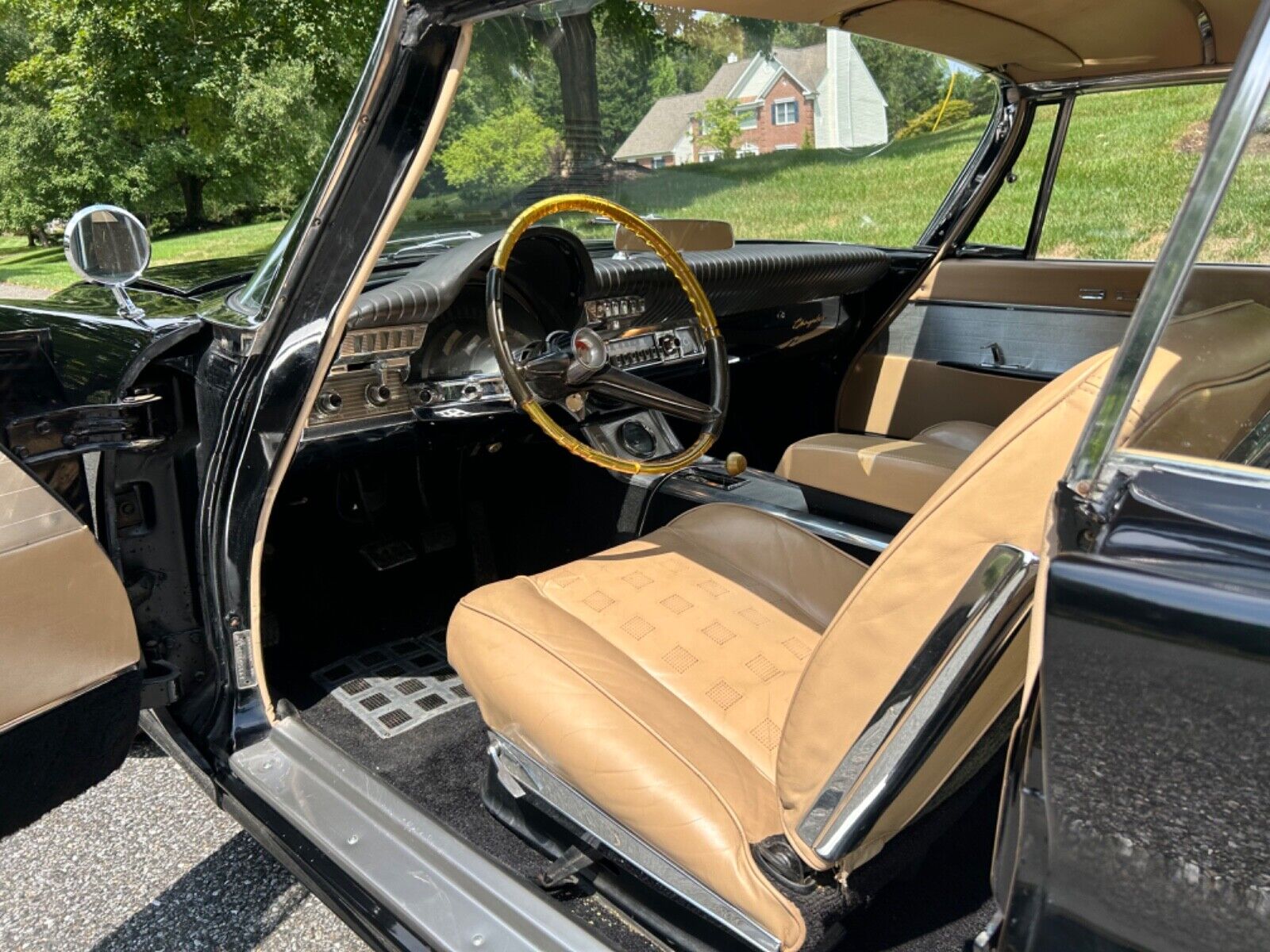 Chrysler-300-Series-Coupe-1961-Black-Tan-103725-14