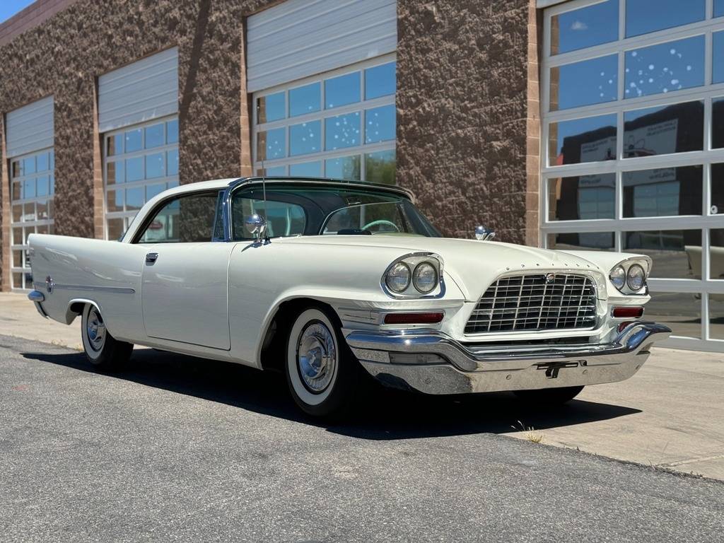 Chrysler-300c-1957-white-123045