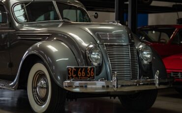 Chrysler-Airflow-Series-C-17-1937-Gray-110596-11