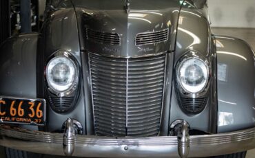 Chrysler-Airflow-Series-C-17-1937-Gray-110596-14