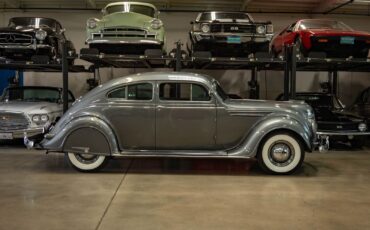 Chrysler-Airflow-Series-C-17-1937-Gray-110596-2