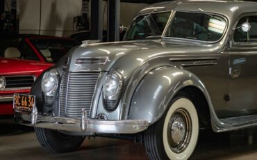 Chrysler-Airflow-Series-C-17-1937-Gray-110596-7