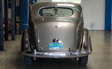 Chrysler-Airflow-Series-C11-Berline-1936-Gray-Gray-3685-16