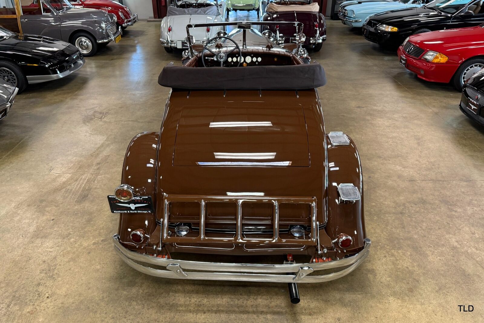 Chrysler-CG-Imperial-Roadster-1931-Brown-Brown-161-3