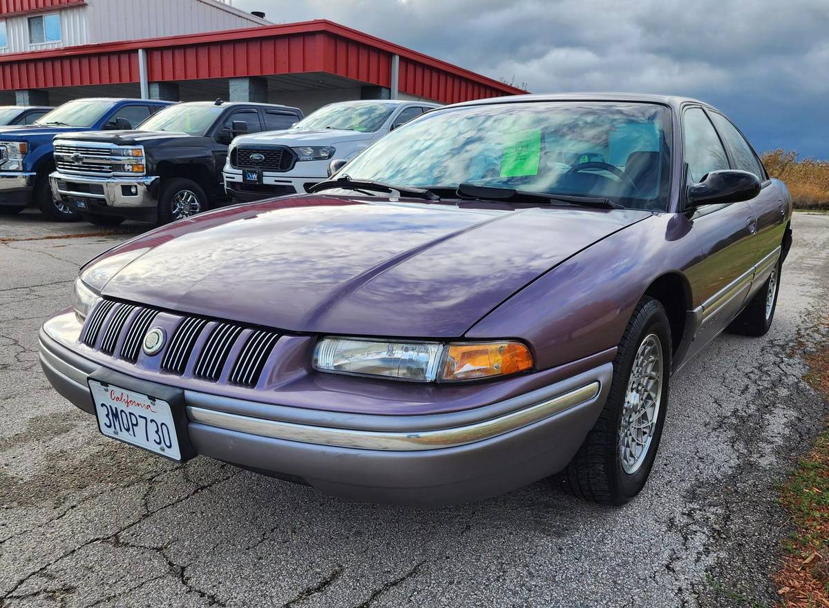 Chrysler-Concorde-1995-purple-67278-8