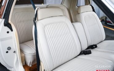 Chrysler-Cordoba-Coupe-1978-White-White-64828-36