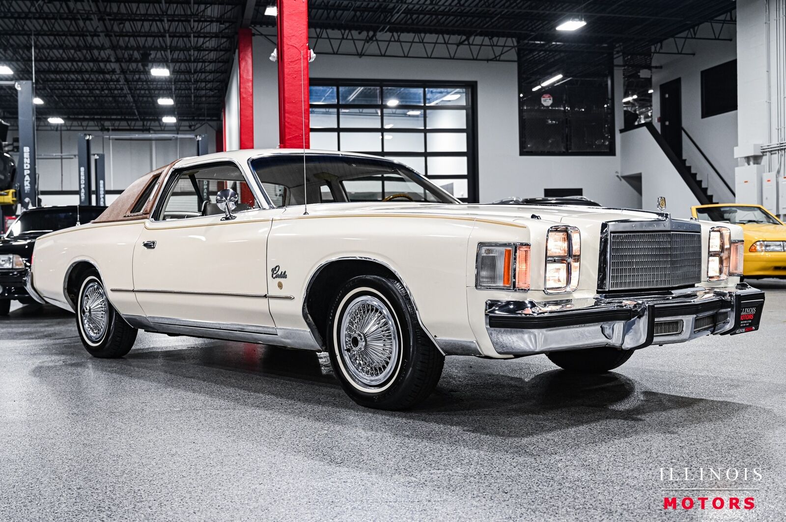 Chrysler-Cordoba-Coupe-1978-White-White-64828-6