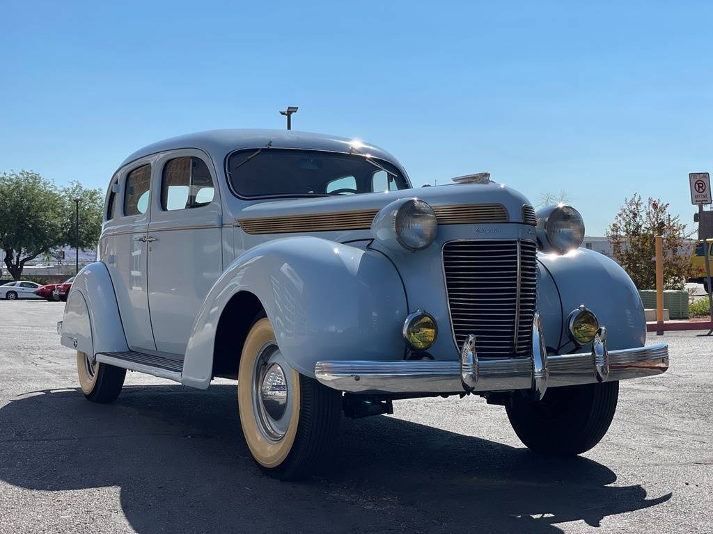 Chrysler-Imperial-1937-blue-88269-2