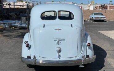 Chrysler-Imperial-1937-blue-88269-4