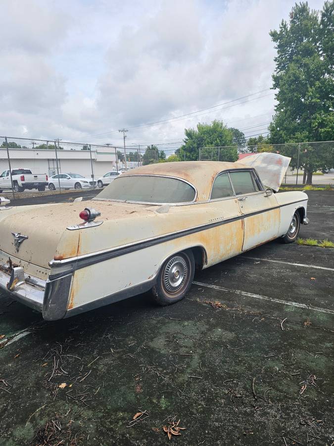 Chrysler-Imperial-1955-126800-4