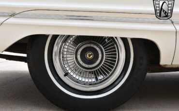 Chrysler-Imperial-1967-White-CREAM-85810-11