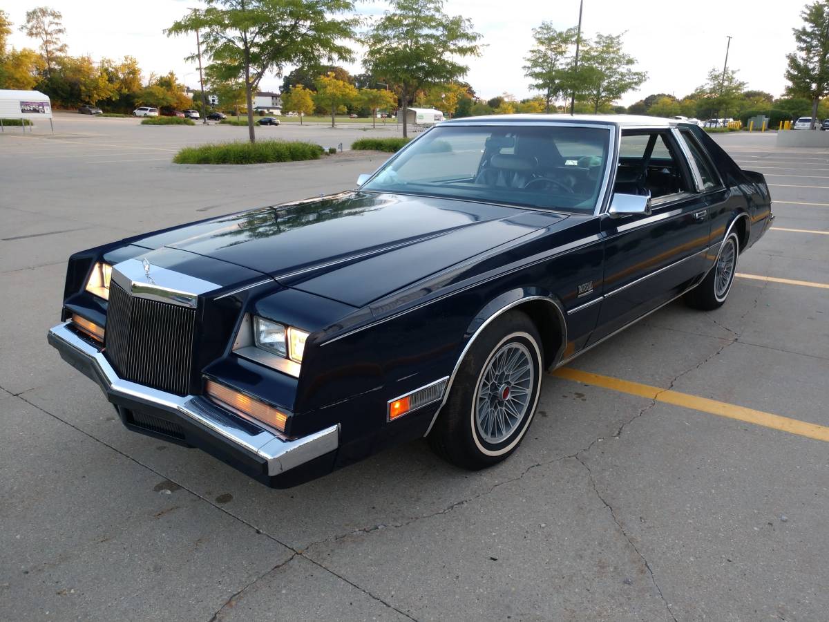 Chrysler-Imperial-1983-blue-75639-3