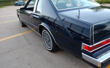 Chrysler-Imperial-1983-blue-75639-7