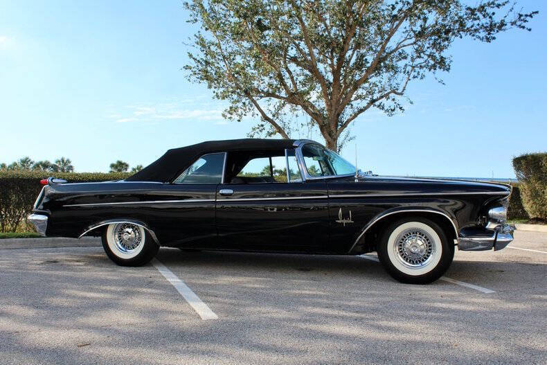 Chrysler-Imperial-Berline-1962-Black-Black-990-6