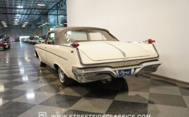 Chrysler-Imperial-Cabriolet-1962-White-Tan-74270-8