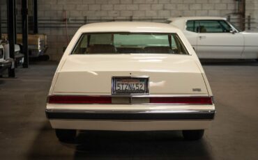 Chrysler-Imperial-Coupe-1981-White-Tan-66324-16