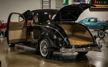 Chrysler-Imperial-New-York-Special-Coupe-1938-Black-Tan-37123-2