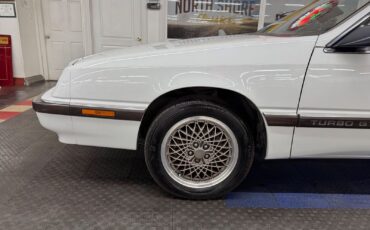 Chrysler-Le-Baron-Cabriolet-1989-White-Tan-67338-20