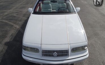 Chrysler-LeBaron-1994-White-Red-114255-3