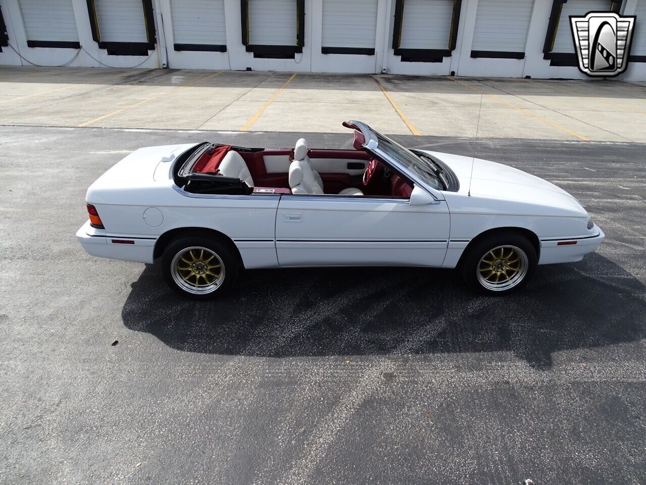 Chrysler-LeBaron-1994-White-Red-114255-9