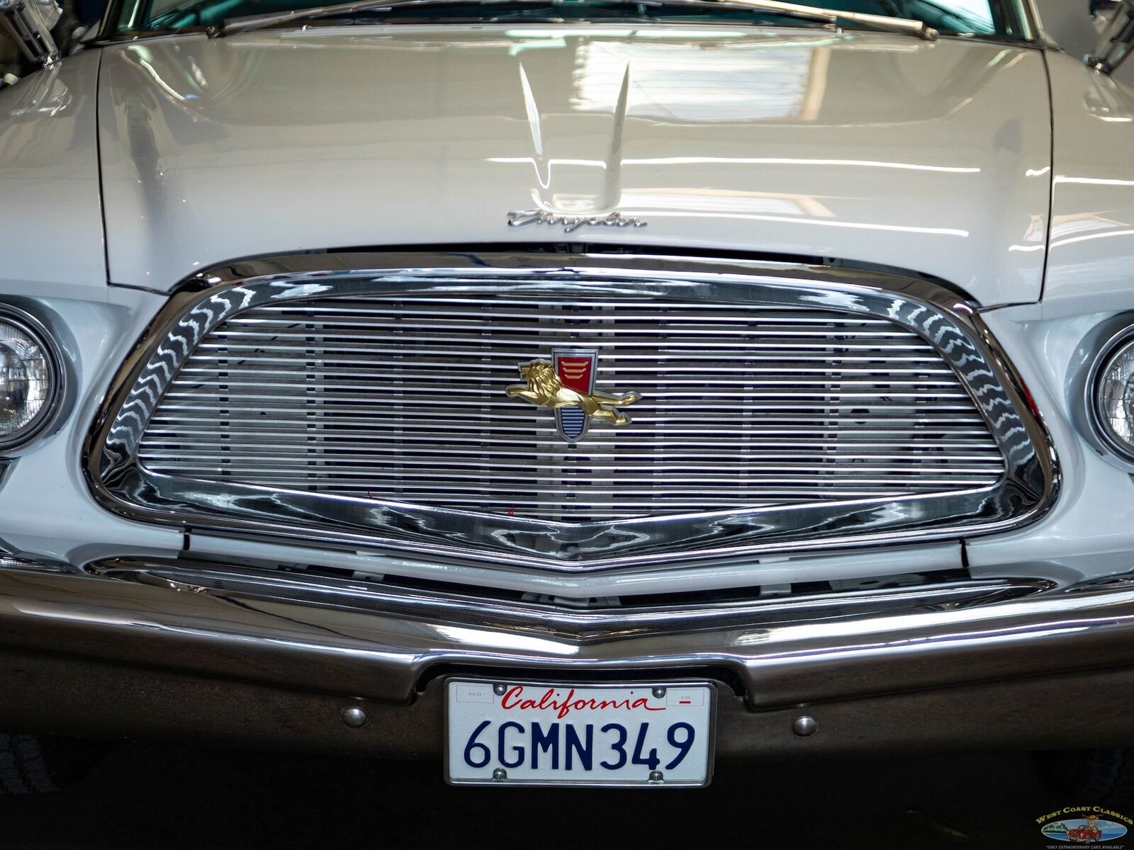 Chrysler-New-Yorker-1960-White-Blue-138247-14