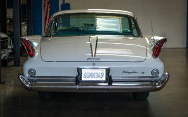 Chrysler-New-Yorker-1960-White-Blue-138247-16