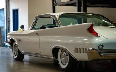 Chrysler-New-Yorker-1960-White-Blue-138247-21