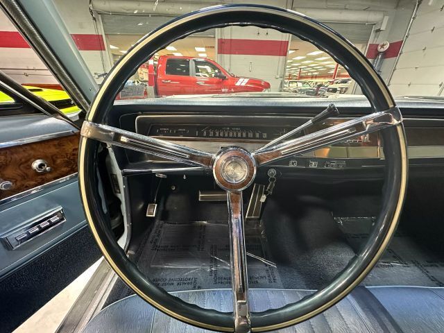 Chrysler-New-Yorker-Berline-1967-Blue-Blue-48898-11