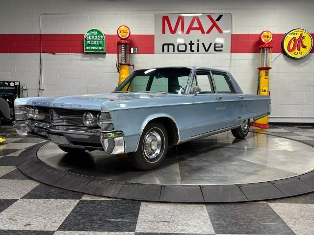 Chrysler-New-Yorker-Berline-1967-Blue-Blue-48898-2