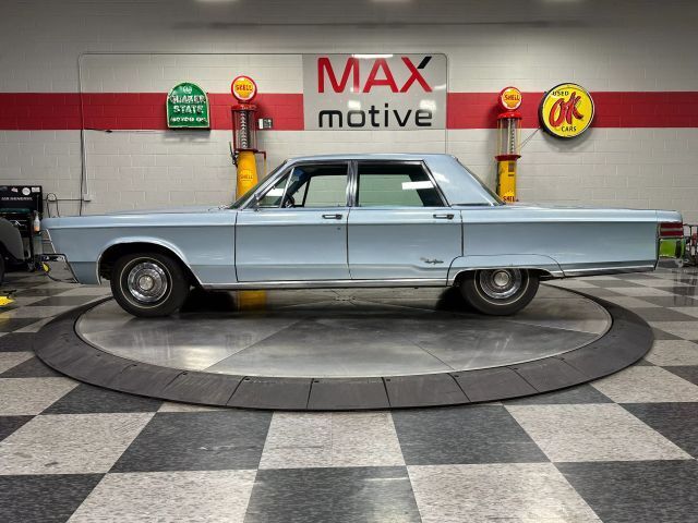 Chrysler-New-Yorker-Berline-1967-Blue-Blue-48898-3