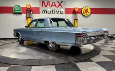 Chrysler-New-Yorker-Berline-1967-Blue-Blue-48898-4