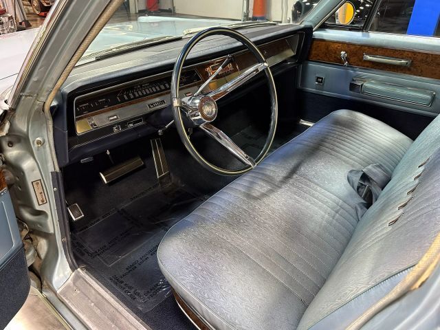 Chrysler-New-Yorker-Berline-1967-Blue-Blue-48898-9