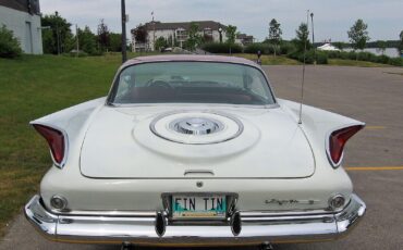 Chrysler-New-Yorker-Coupe-1960-White-Red-189903-1