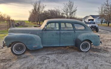 Chrysler-New-yorker-1940-1609338-3