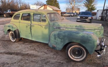 Chrysler-New-yorker-1940-1609338-5