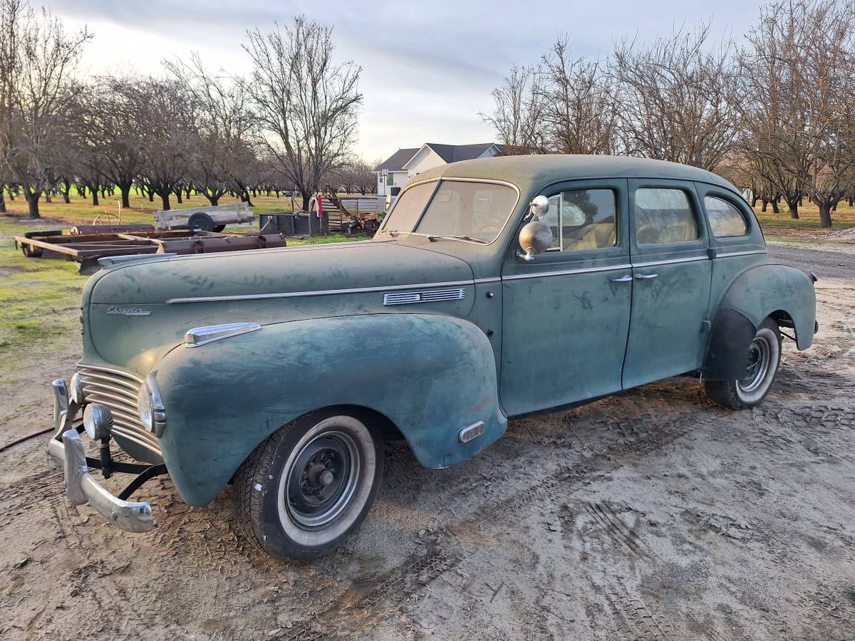 Chrysler-New-yorker-1940-1609338