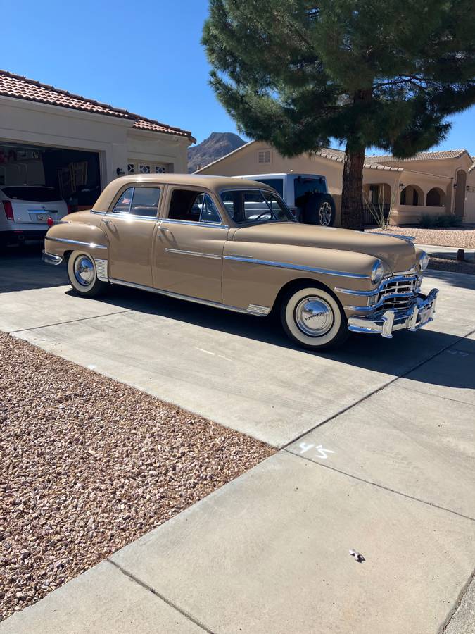 Chrysler-New-yorker-highlander-1949-brown-107787-11