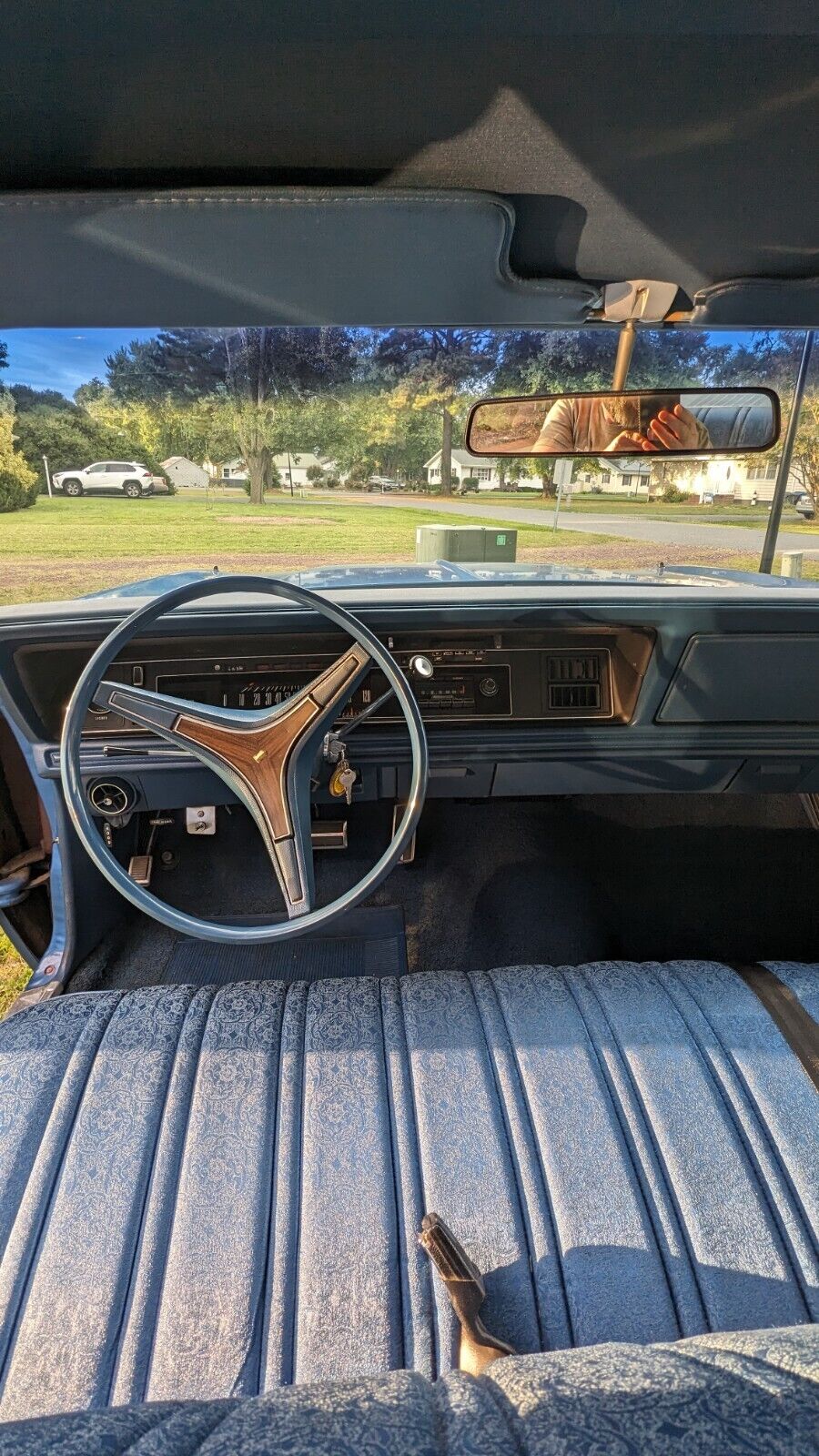 Chrysler-Newport-Berline-1973-Blue-Blue-37387-15