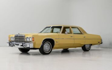 Chrysler Newport Berline 1977