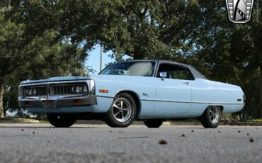 Chrysler-Newport-Coupe-1972-Blue-Blue-20865-2