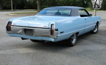 Chrysler-Newport-Coupe-1972-Blue-Blue-20865-7