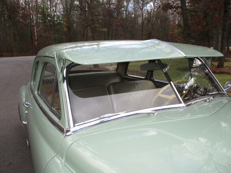 Chrysler-Other-Berline-1951-Green-Tan-91330-32