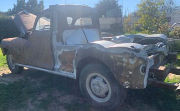 Chrysler-Other-Pickups-1947-Brown-95864-11